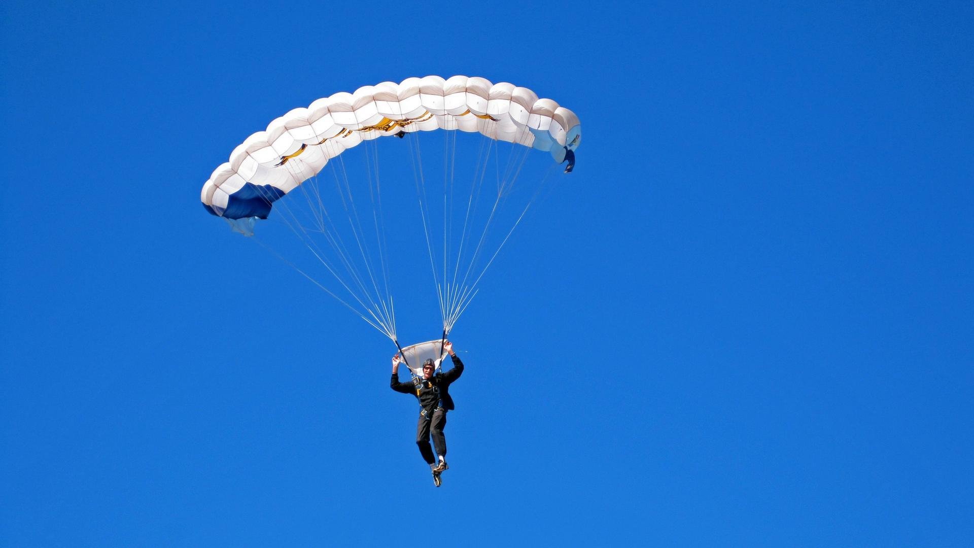 加拿大队赛制评析：赛制中的战术灵活性与团队执行力，加拿大队员